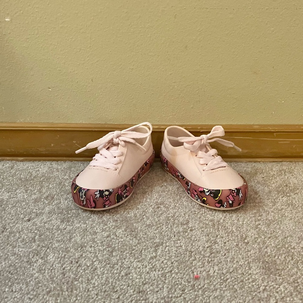 MINI MELISSA + DISNEY Street Mickey & Friends, Pink Tie Shoes - Size 8 (GUC)